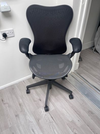 Herman Miller Mirra 2 Office Chair