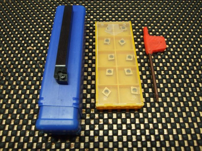 Lathe tool and inserts (8mm)