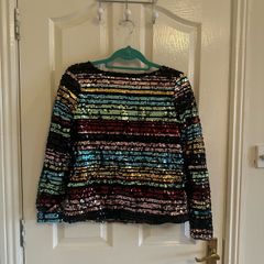 Rainbow oasis top size 10.