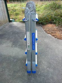 Multi purpose  aluminium ladder with  sliding rungs