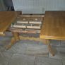 Extendable wooden dining table Image 10