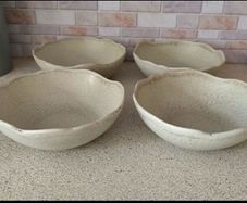 4 stoneware bowls