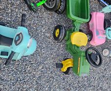 kids tractors garden toys