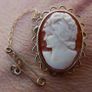 Vintage 9ct Gold 375 and Shell Cameo Brooch. 2,9g Image 2