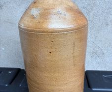 Stoneware flagon