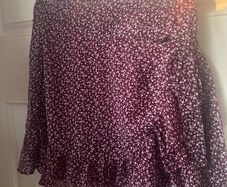 Hollister mini skirt