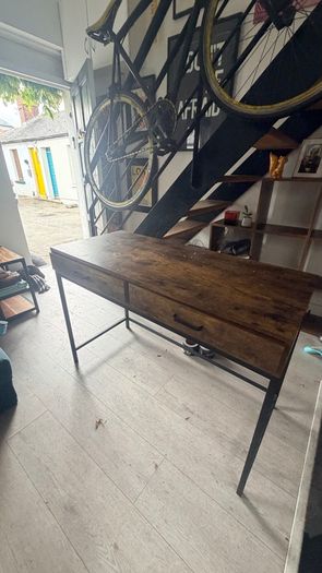 Office chair, office desk and storage unit, free to good home
