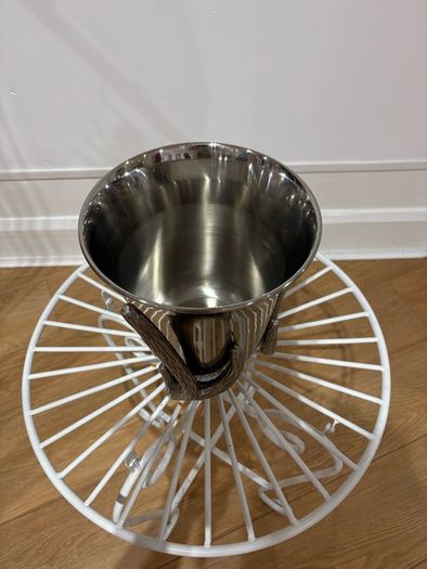 champagne bucket