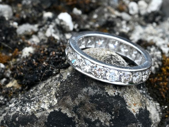 Vintage 1960/70s Diamond Eternity Ring - 18ct