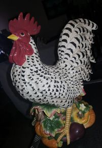 Large stunning rooster statue
