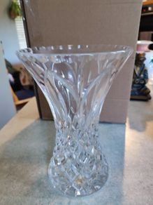 Lovely Vintage Crystal Vase No Stamp But In Good Condition