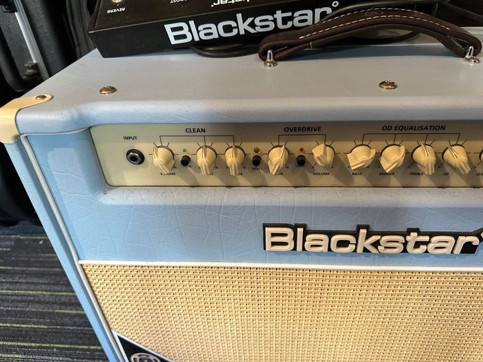 Blackstar Club 40 HT Mk2 Limited Edition - Black and Blue