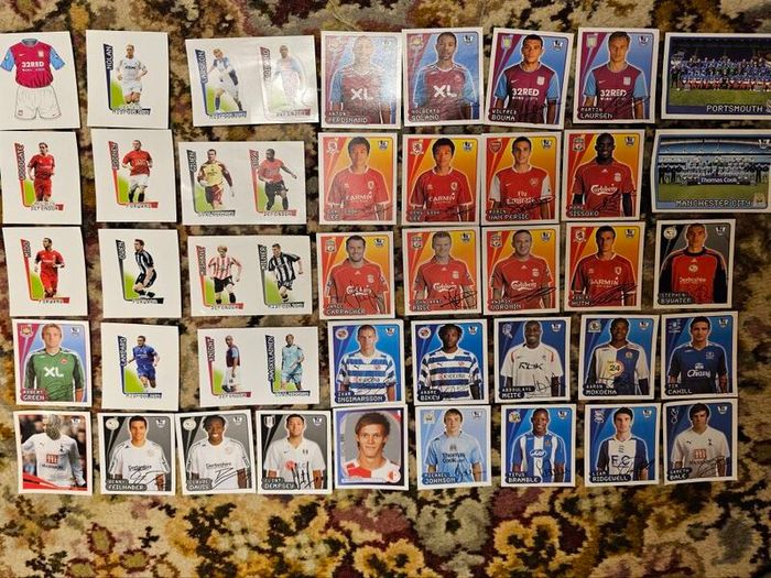 1700+ Football Cards Collection