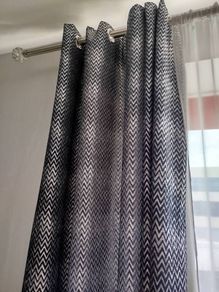 Lovely long curtains + 2 matching cushions