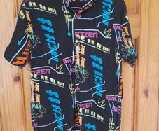 mans shirt pull and bear size small