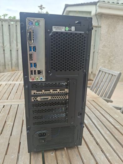 Custom PC Intel Core i5 7600K  Windows 11  MS Office  LED Monitor