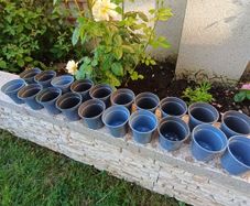 20x small plastic plant pot