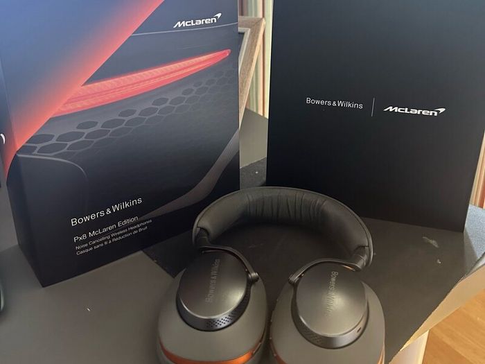 Bowers & Wilkins PX8 McLaren Edition