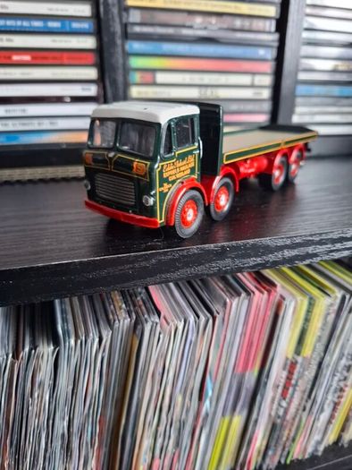 Model Truck