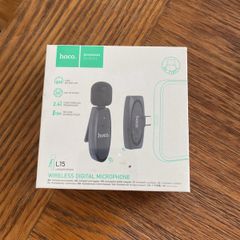 Wireless digital microphone