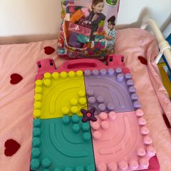 Megabloks table and bricks