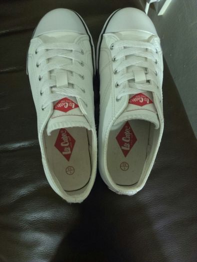 Lee Cooper Shoes, size EU-33, UK-1