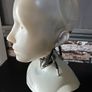 iRobot sunny bust Image 5