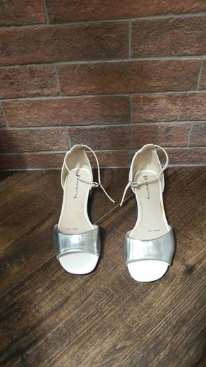 Reduced Sandals. Big Clearout, Make An Offer