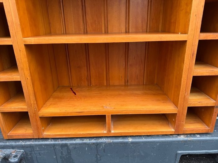 kitchen cabinet