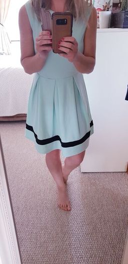 Pretty Dress- Size 8