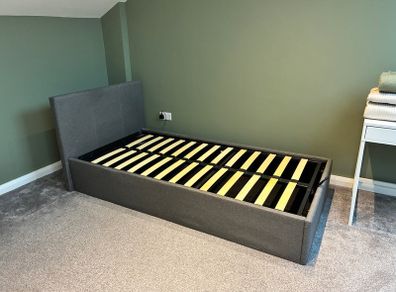 Single bed with storage