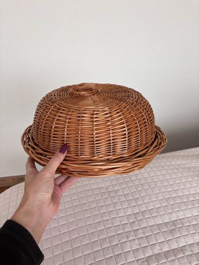 Round Basket With Lid
