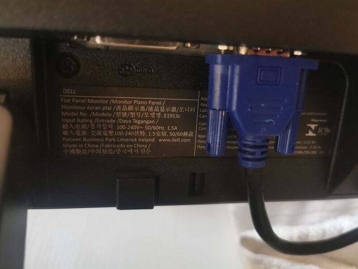 Dell Monitor E1913c