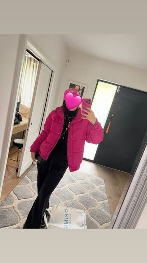 pink coat