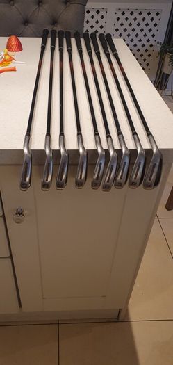 golf clubs bag & 2 wheel trolley