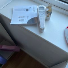 Ear thermometer