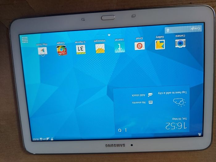 Samsung Galaxy Tab 4, Model SM-T535, 16GB, in Excellent condition, excellent Camera and Battery