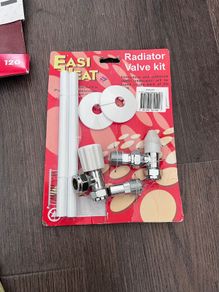 Radiator valve