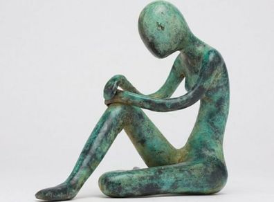 Sitting Lady - Patinated Bronze