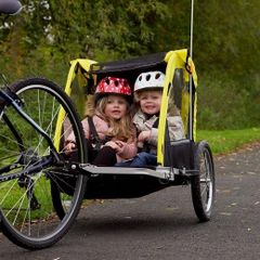 Selling a Halfords Double Child Bike Trailer in good used condition.