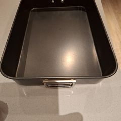 Large oven tray with rack 44cm X 30cm X 7.5cm