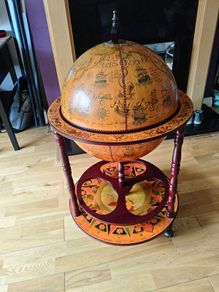 Drinks Globe