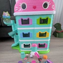 Gabby's Purrfect Dollhouse with Figures & Accessories - Excellent Condition