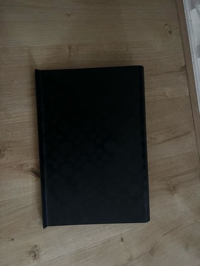 Free laptop stand in excellent condition