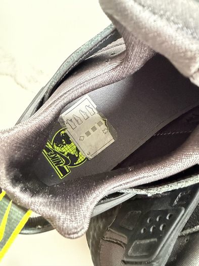 Nike Air Huarache "Black Volt" sneakers 42.5