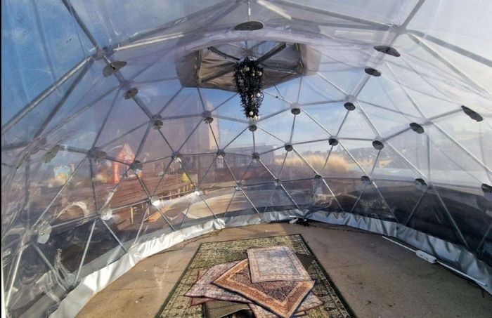Brand New 3m(10ft) Luxury Extremely Strong Structure Dome Igloo Glamping for Irish Weather