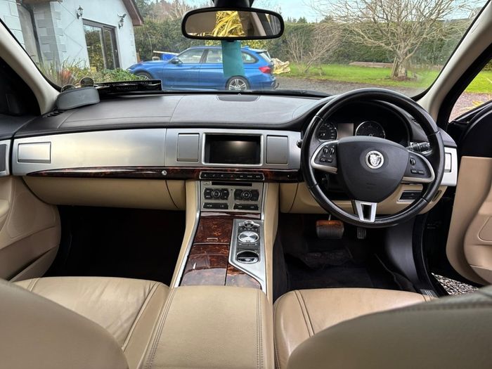 2013 Jaguar Xf