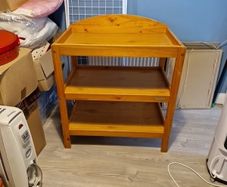 baby changing table