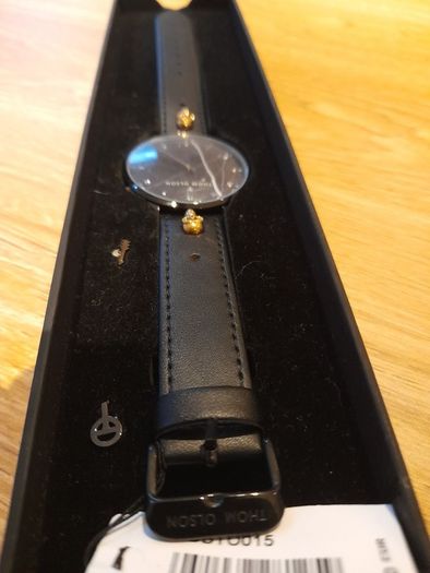 Thom Olson  Unisex Free-Spirit Leather Watch. Brand New! Free Postage!