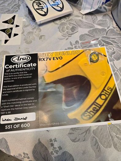 Arai rx7v joey dunlop size large